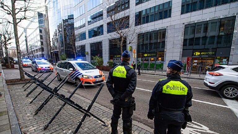 بلجيكا..الشرطة تعتقل 30 شخصا على صلة بقضية تهريب مخدرات