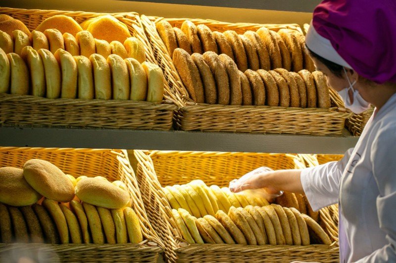 المخابز تنفي التوصل بالدعم وتستبعد ارتفاع ثمن الخبز في الأسواق